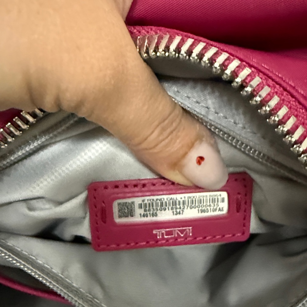 Preloved Tumi Voyager Rosie nylon backpack pink - Picture 11 of 13